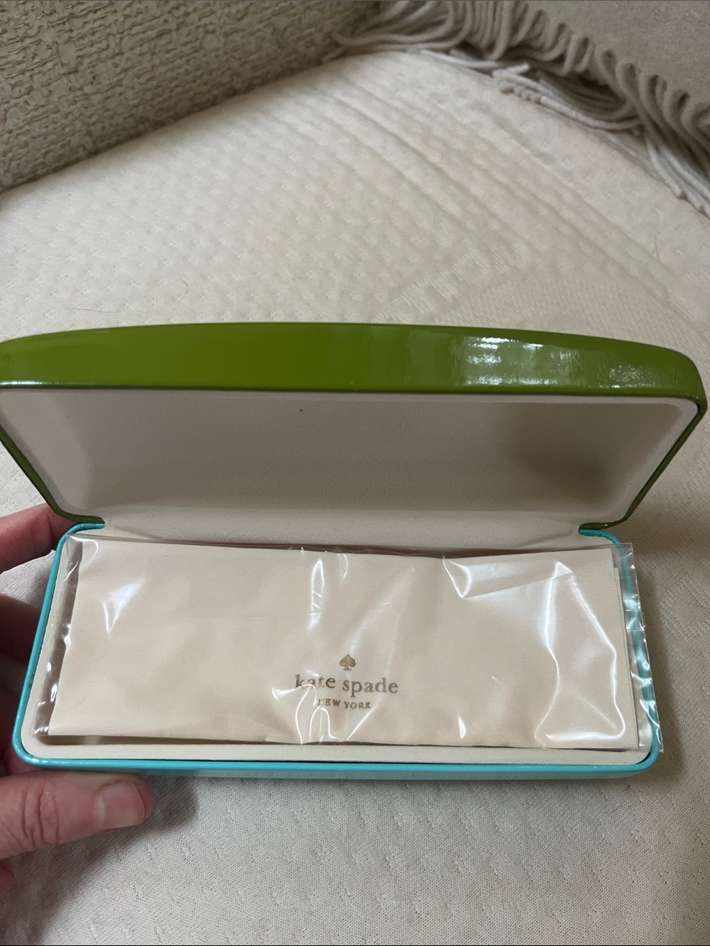Kate Spade Sunglasses Case and Cloth - Picture 6 of 6